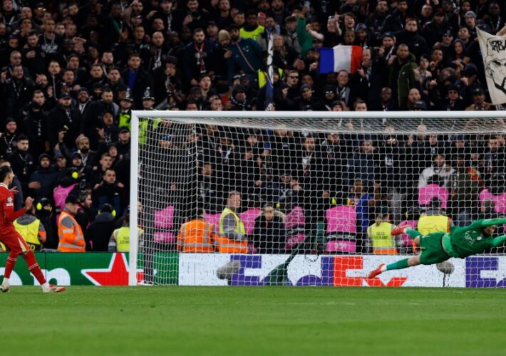 ‘How was this allowed?’ – PSG fan uses never-before-seen tactic to help team win penalty shootout against Liverpool