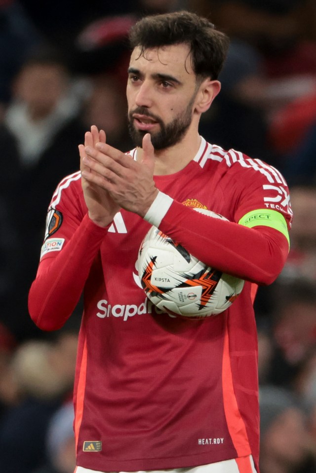 ‘I’m not stupid’ – Bruno Fernandes reveals the reason he stayed at Man Utd in summer and snubbed offer to leave