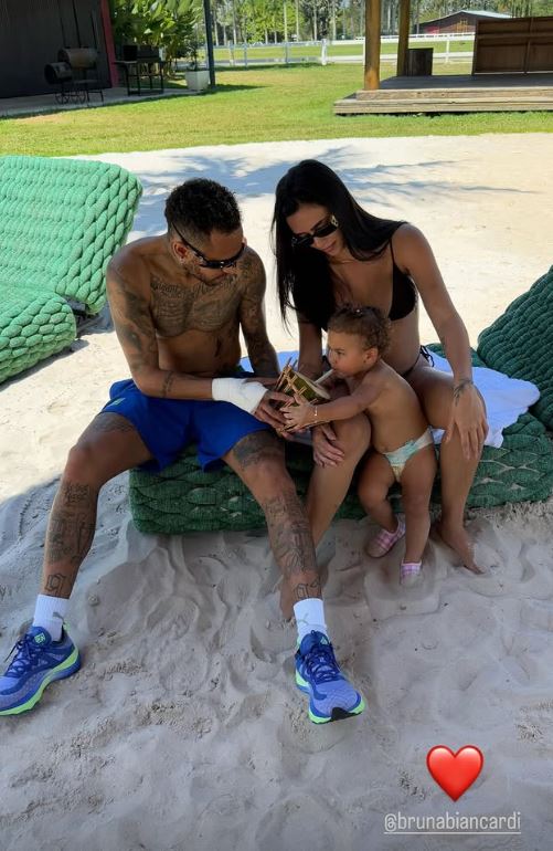 Neymar enjoys family time with pregnant girlfriend Bruna Biancardi after he was accused of attending party with escorts