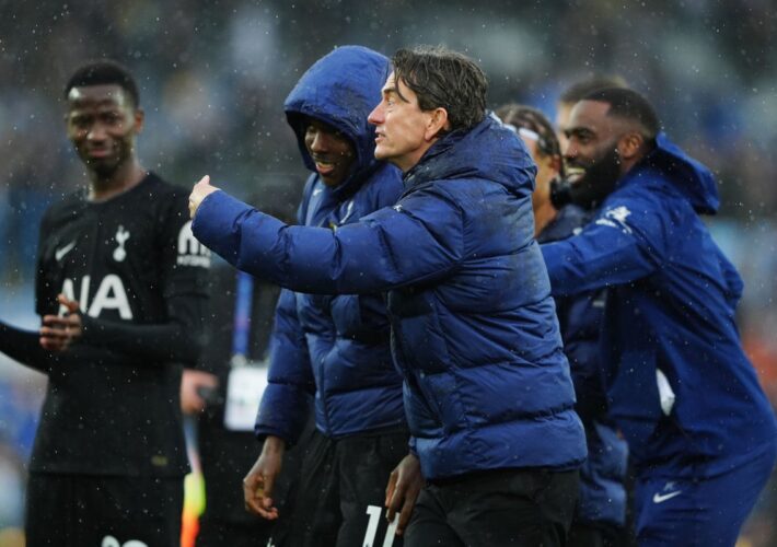 Thomas Frank hails Tottenham’s character after they dig in to beat Leeds