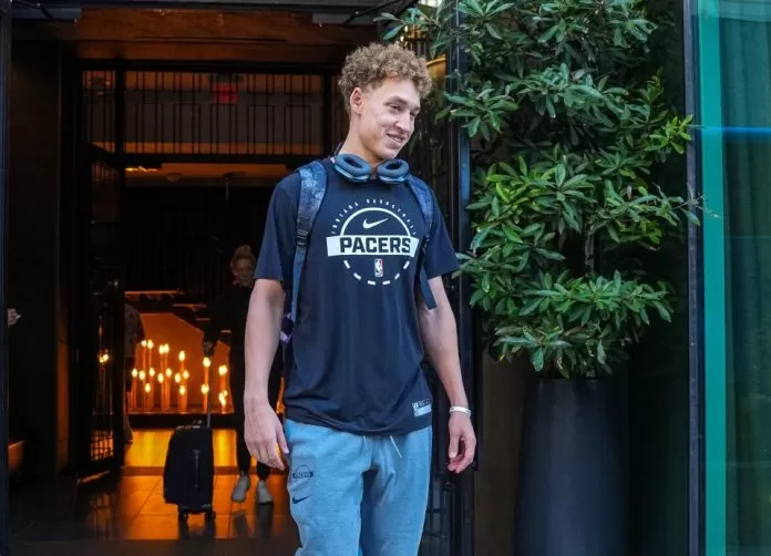 Taelon Peter