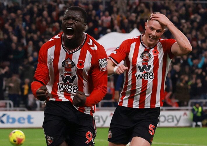 Sunderland end Arsenal’s winning run – and show the rest of the Premier League how to stop them