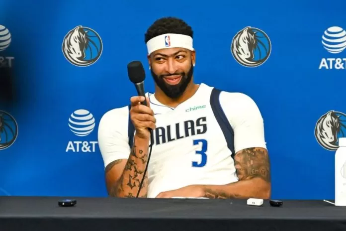 Anthony Davis signals preference to face Lakers Friday