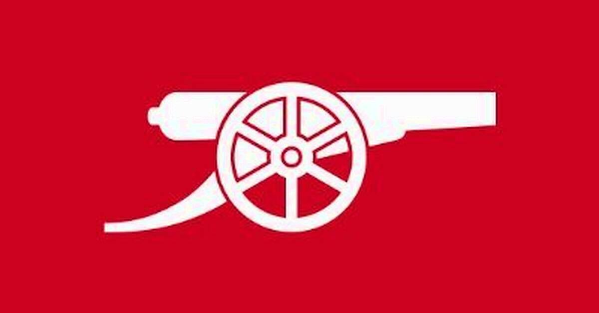 Arsenal head coach signs new contract