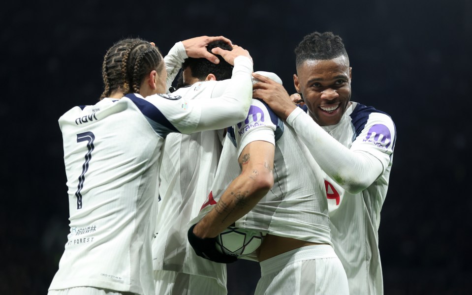 What do Tottenham need to qualify for Champions League last-16?