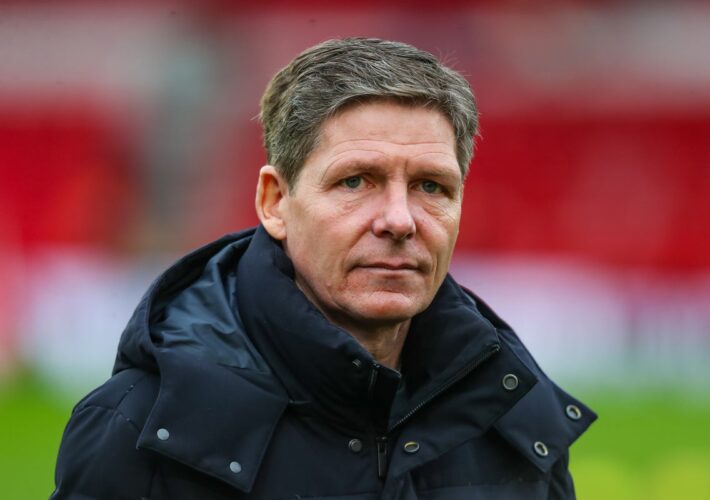 Oliver Glasner sidesteps striker transfer talk after draw with Nottingham Forest