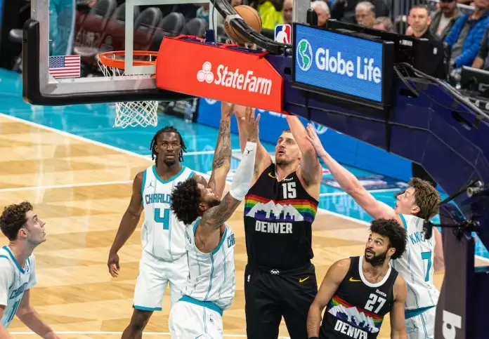 Miles Bridges Nikola Jokic