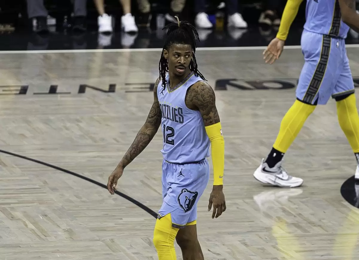 Derek Fisher says trade could help Ja Morant
