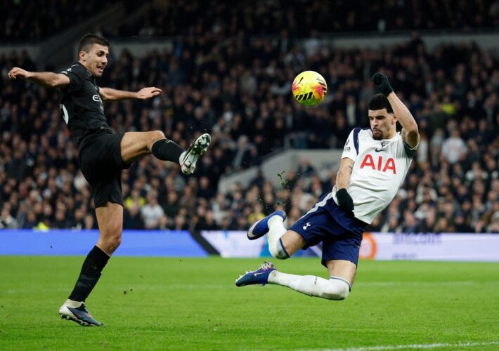 Dominic Solanke scorpion kick resurrects Tottenham as Man City suffer huge title blow
