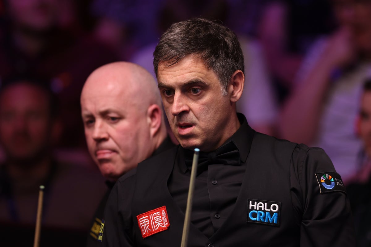 ‘Pretty evil’ Ronnie O’Sullivan opens up lead against old foe John Higgins