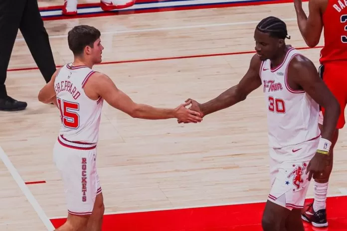 Reed Sheppard reacts to rookie struggles