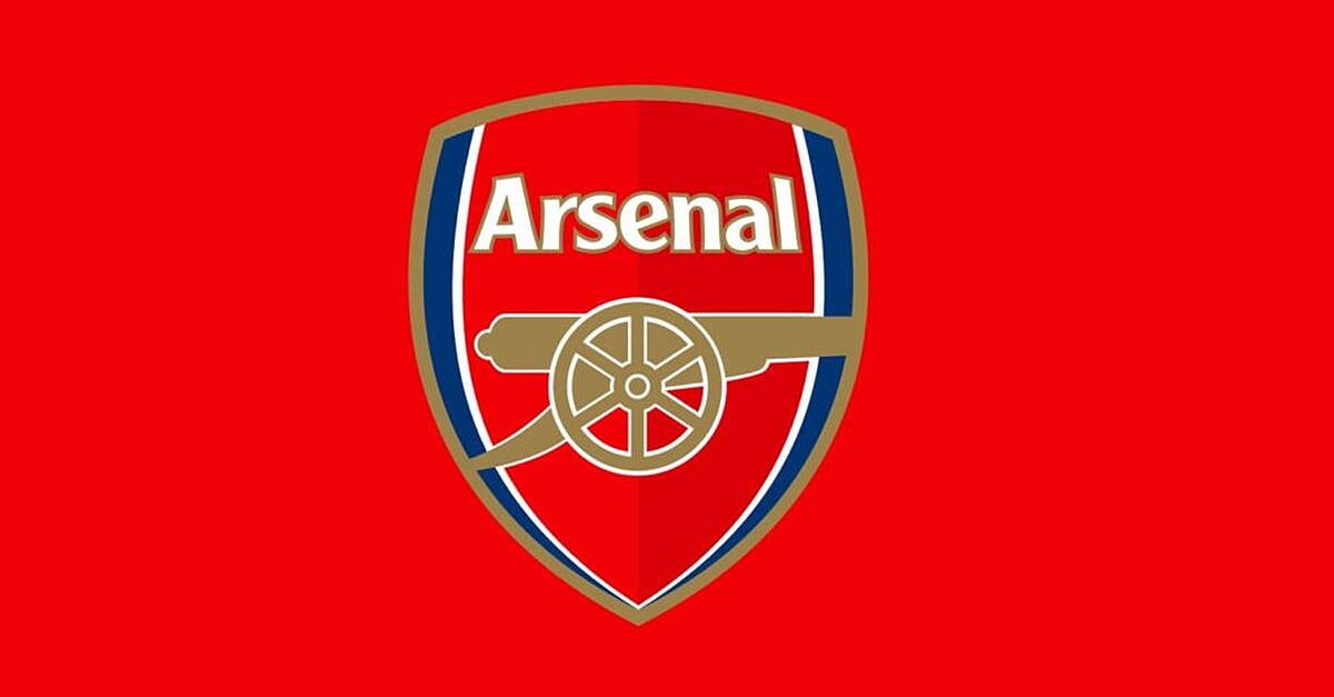 Arsenal back on top of Premier League