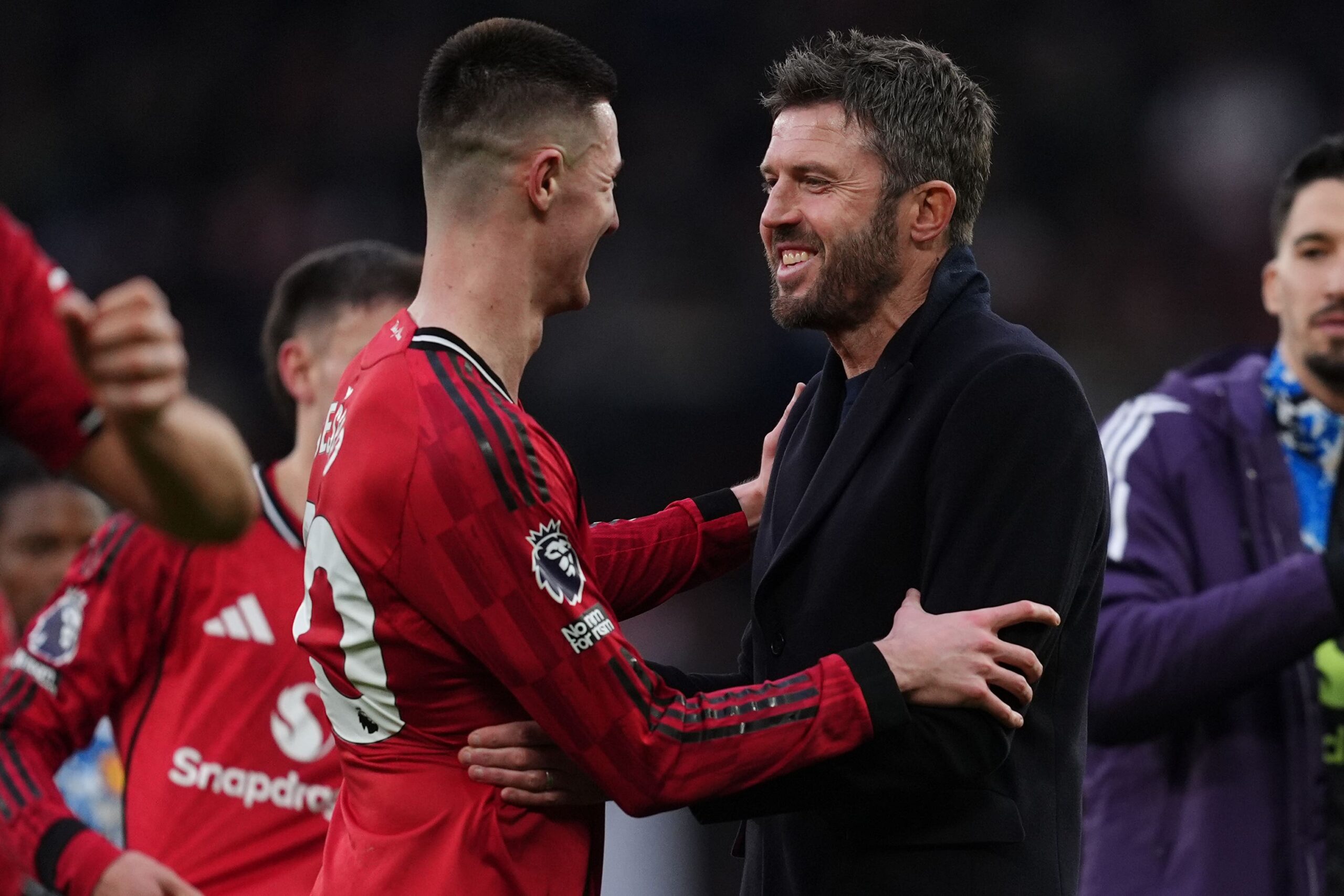 Man United star backs ‘unbelievable’ Michael Carrick to be given full-time role