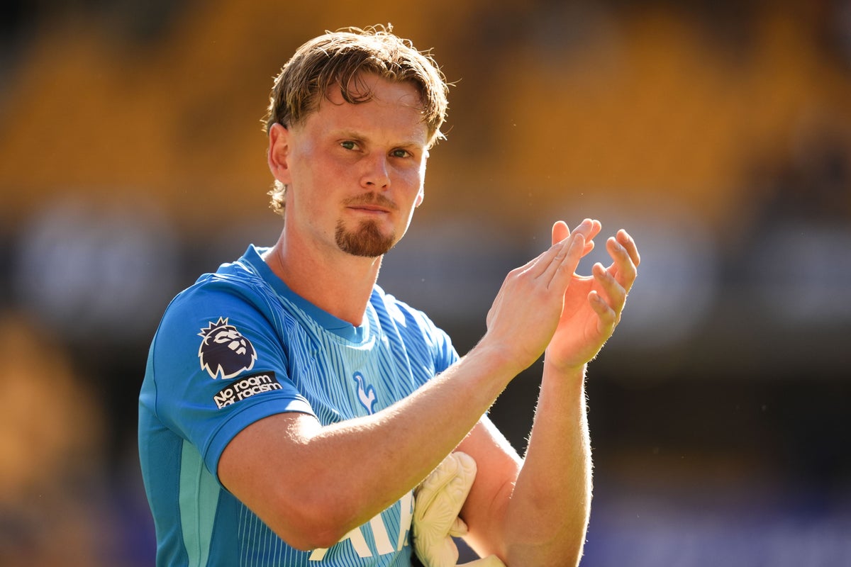 Antonin Kinsky’s vital late save crucial for Tottenham – Roberto De Zerbi