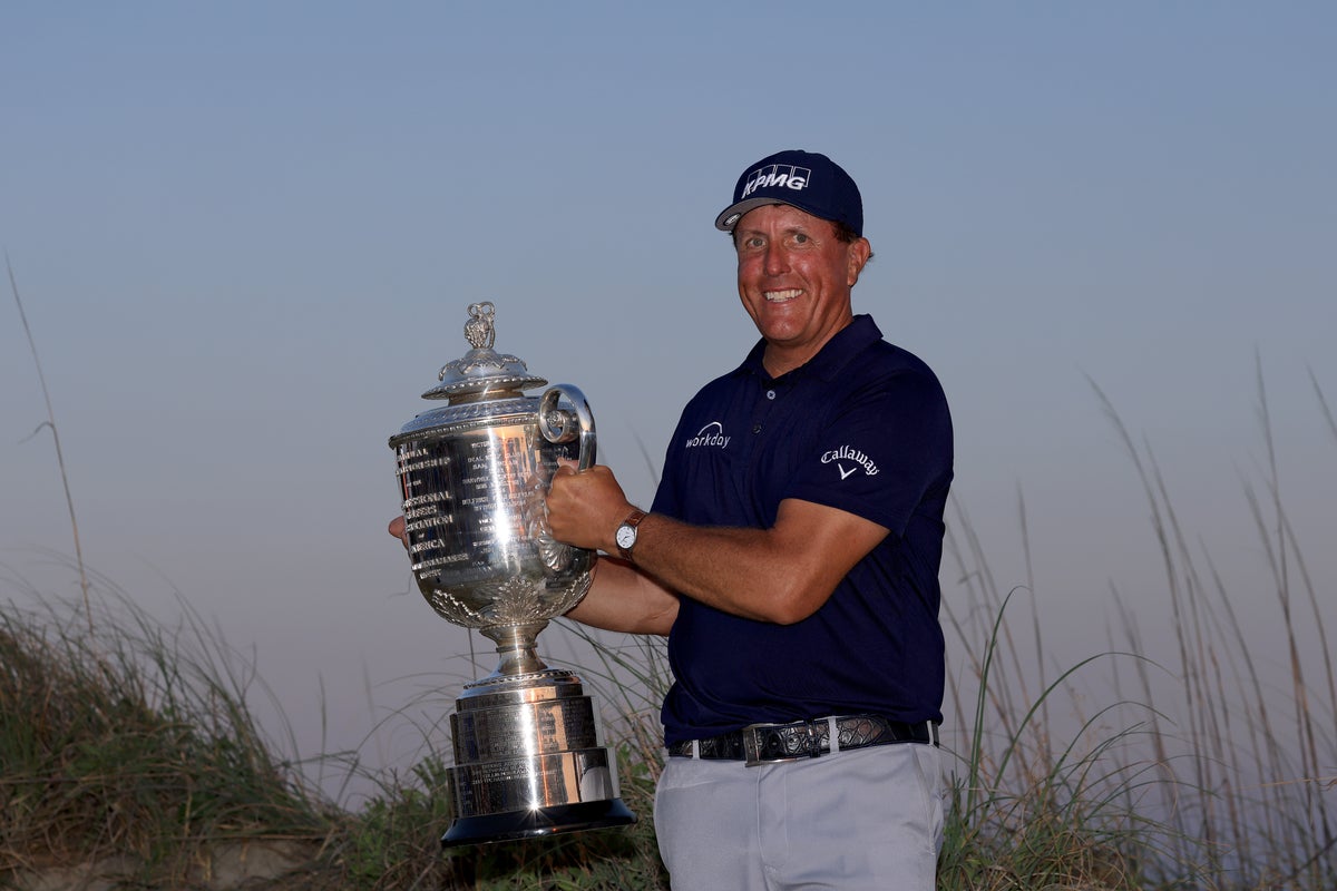 Phil Mickelson pulls out of PGA Championship for family reasons