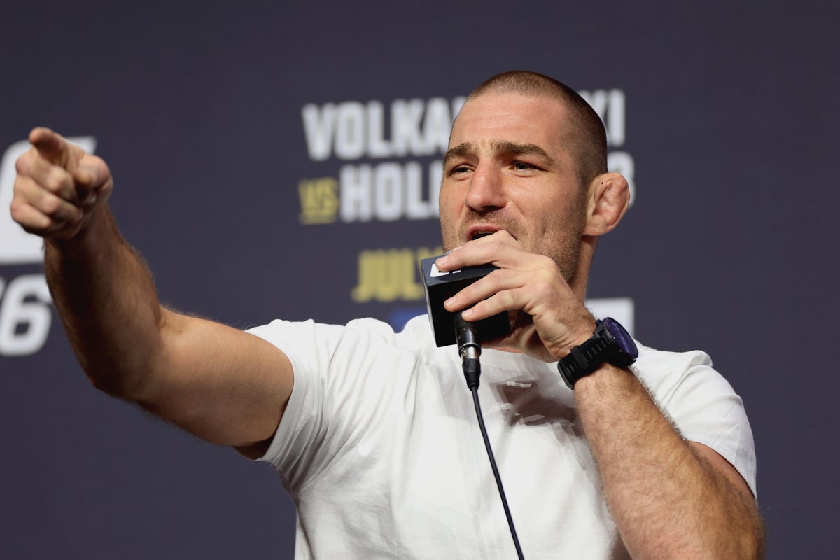 Sean Strickland reacts as Khamzat Chimaev leaks old sparring footage of UFC 328 foes