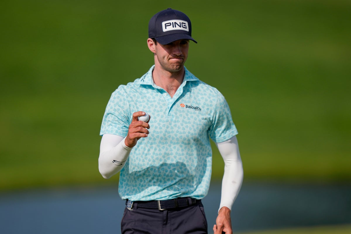 Alex Smalley seeks US PGA upset with Rory McIlroy among chasing pack