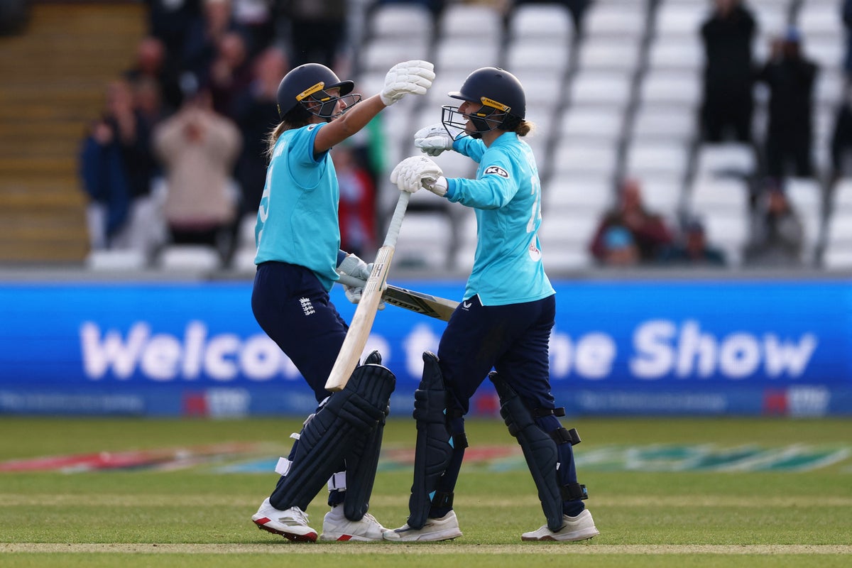 Injury-hit England edge past New Zealand in nervy start to huge summer