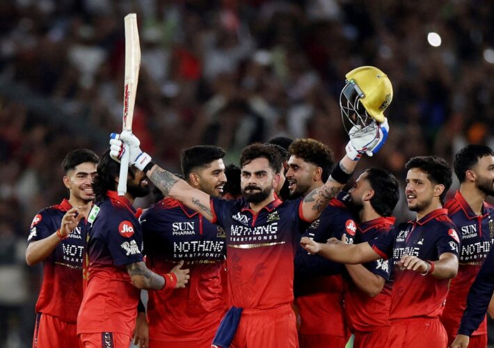 Virat Kohli leads Bengaluru to 5-wicket win over Gujarat in Indian Premier League final