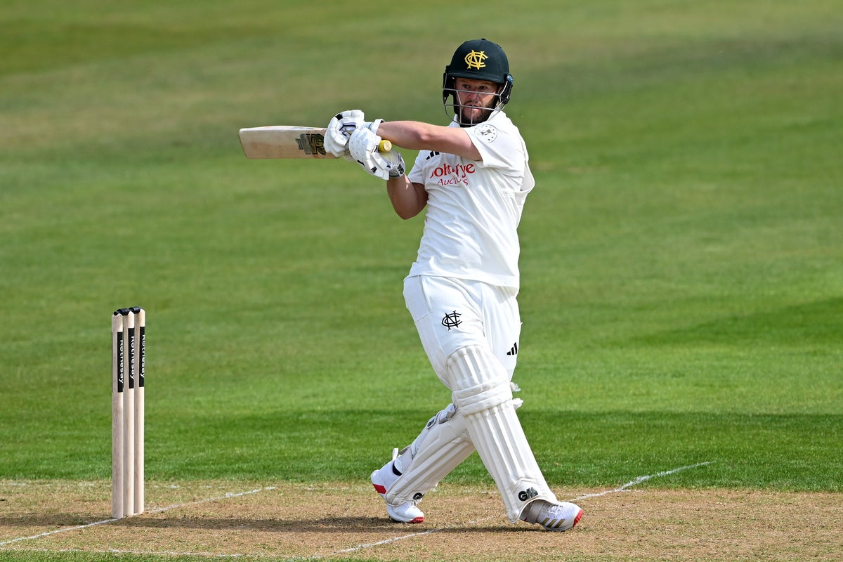 Glamorgan pull off thrilling run chase against Somerset as Ben Duckett makes double hundred in draw with Surrey