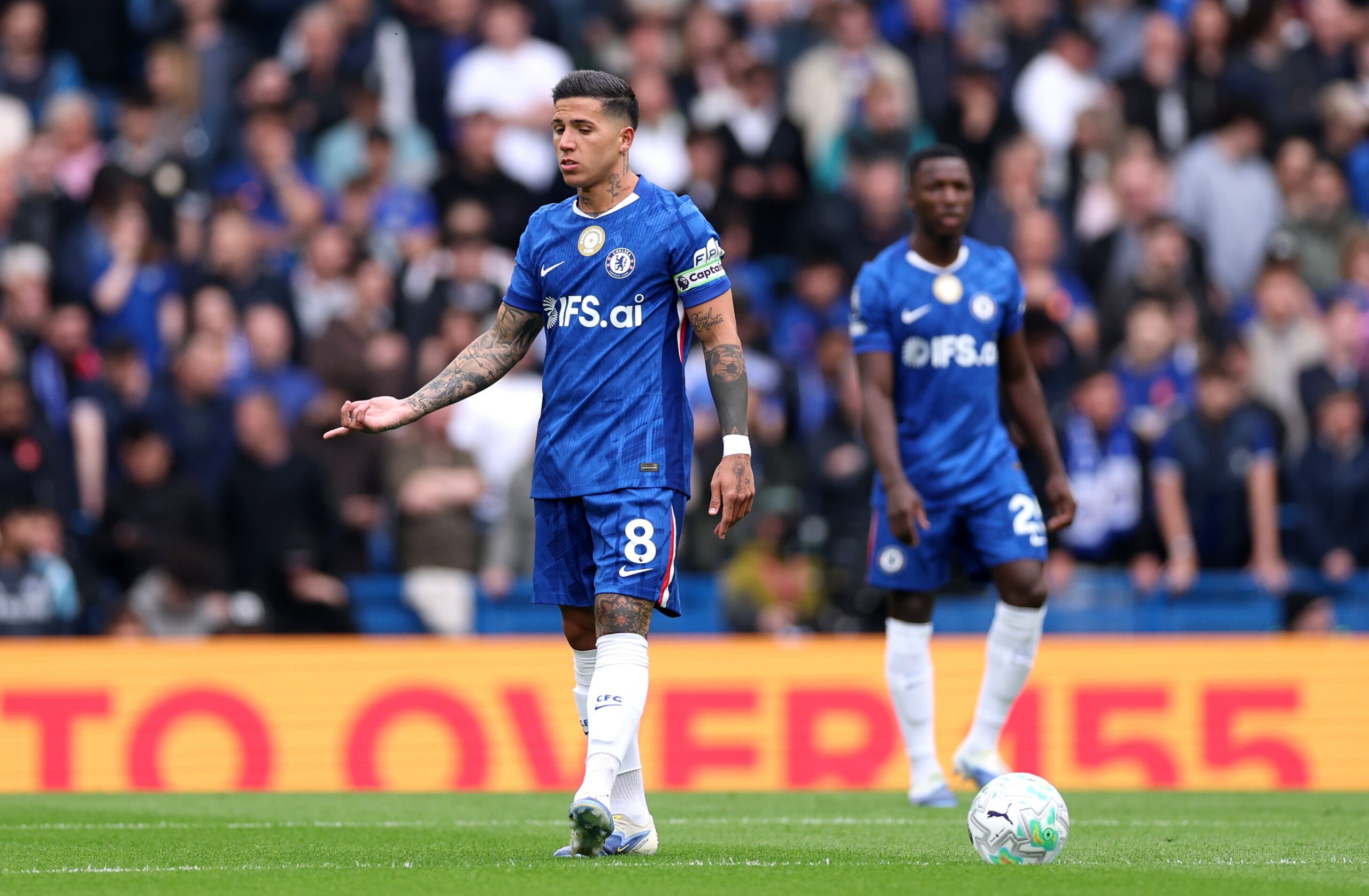 Liverpool v Chelsea LIVE: Reds face Isak decision ahead of crucial Premier League clash at Anfield