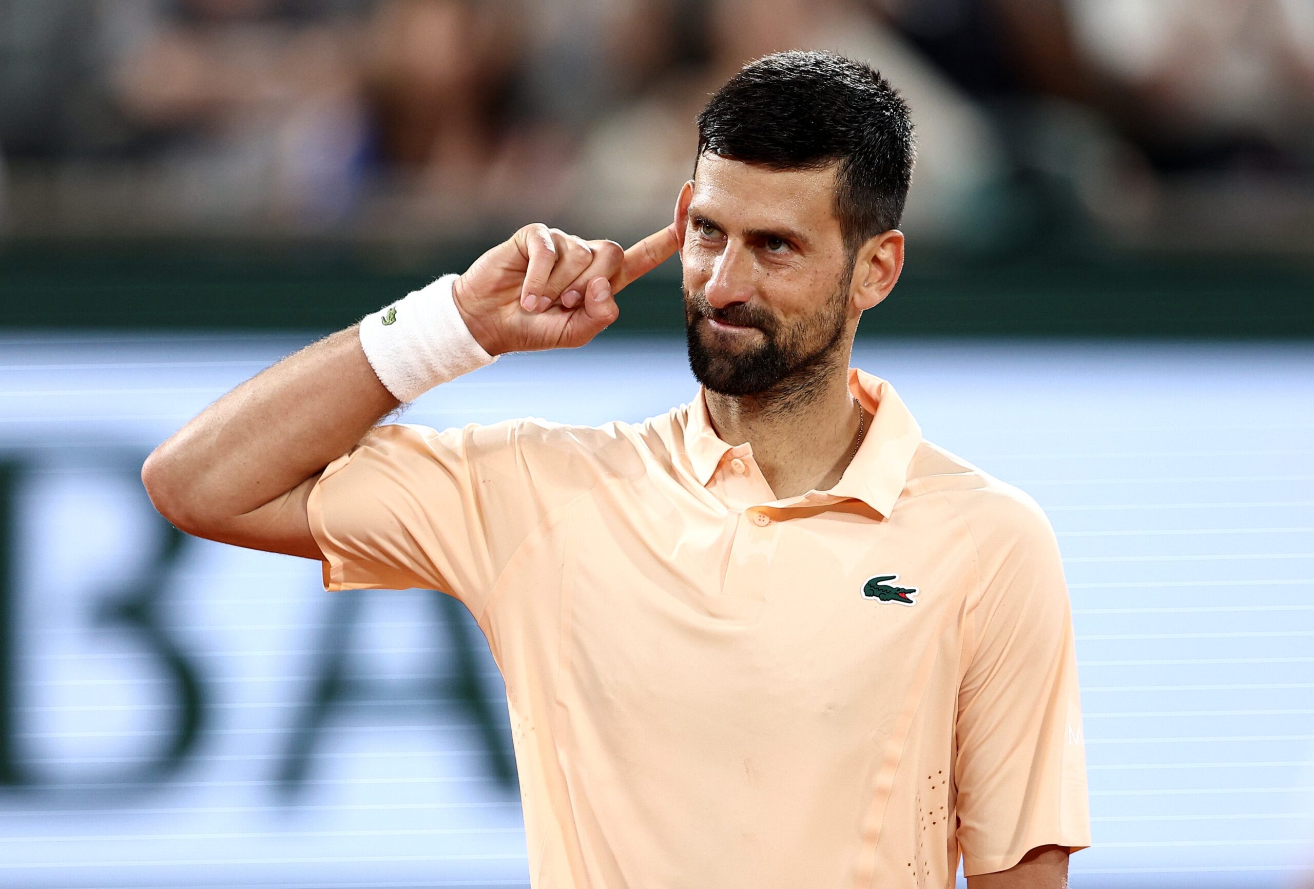 Djokovic v Royer LIVE: French Open latest scores and updates as stars battle heat on day four
