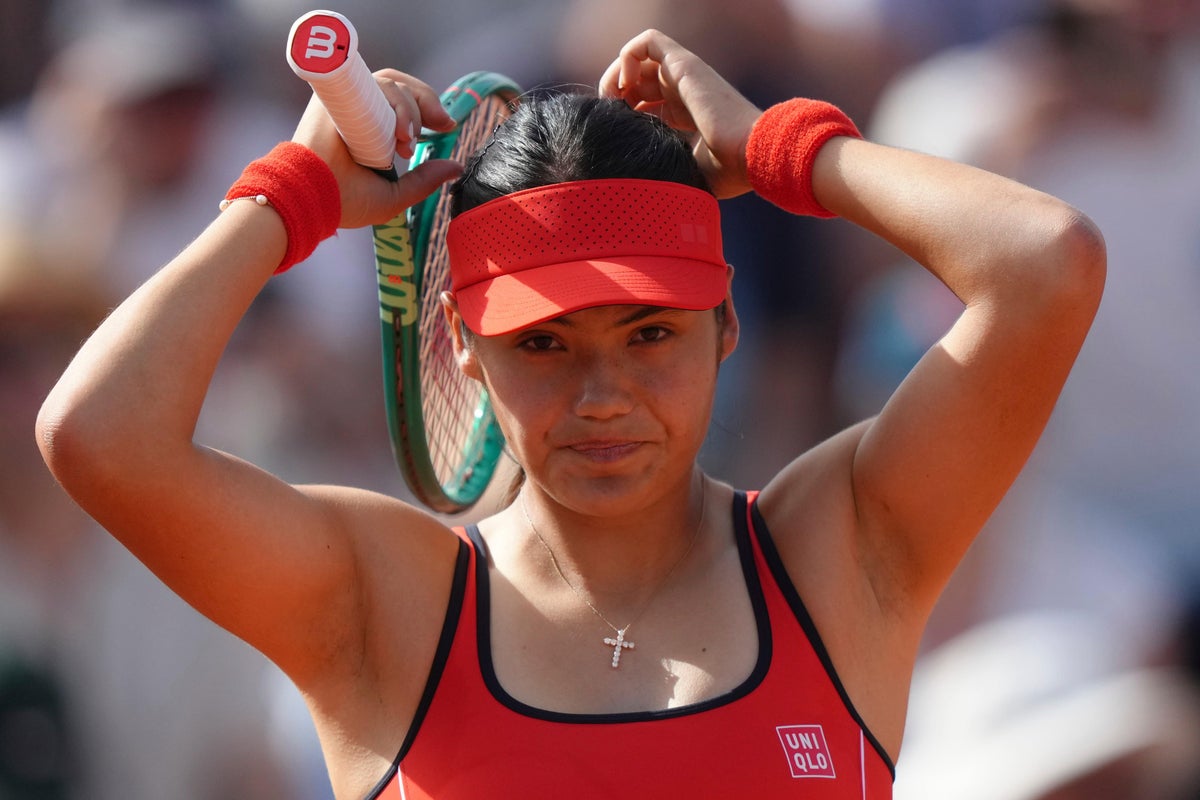 Emma Raducanu fightback unable to prevent French Open first round exit after first-set nightmare