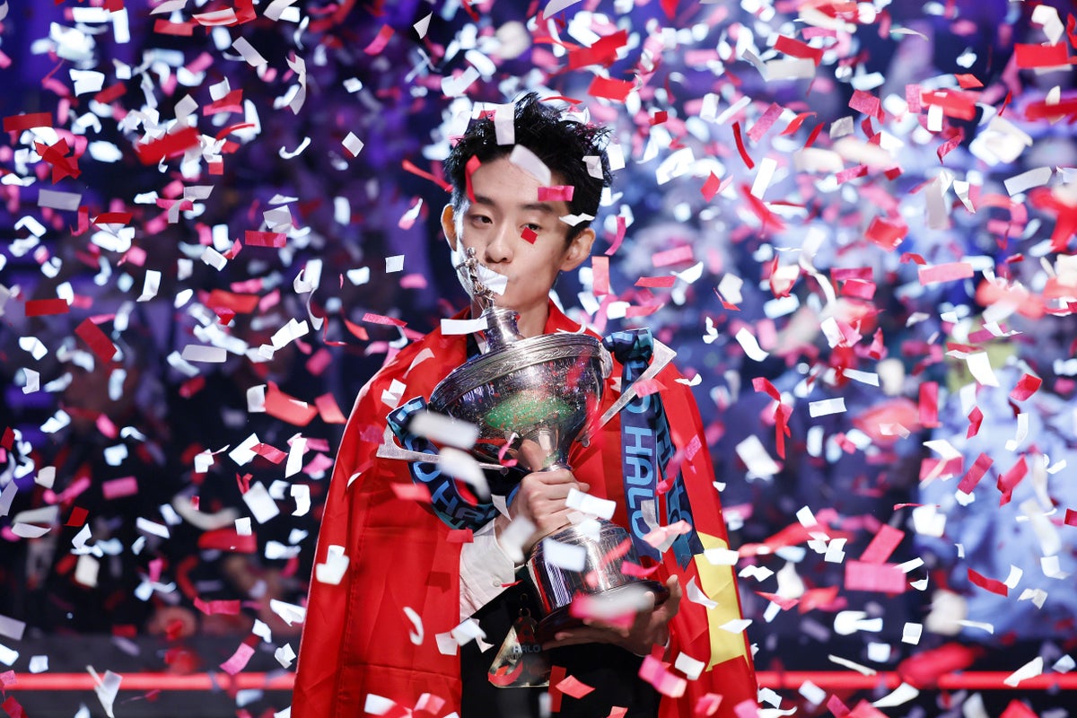 Wu Yize beats Shaun Murphy in Crucible classic to become world snooker champion