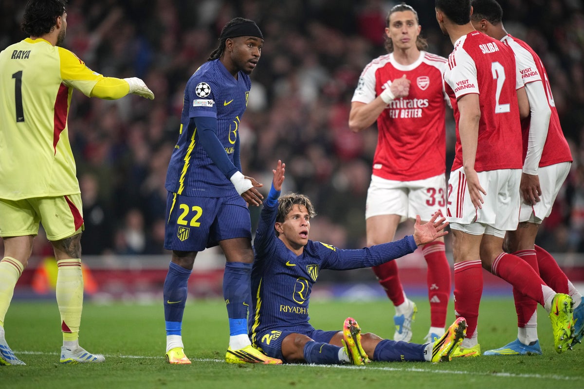 Simeone leads Atletico Madrid outcry after penalty appeals ignored in Arsenal defeat