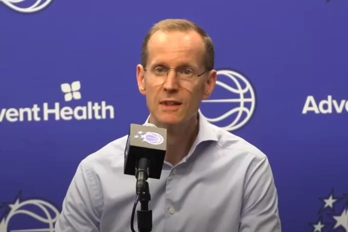 Orlando Magic keep Jeff Weltman