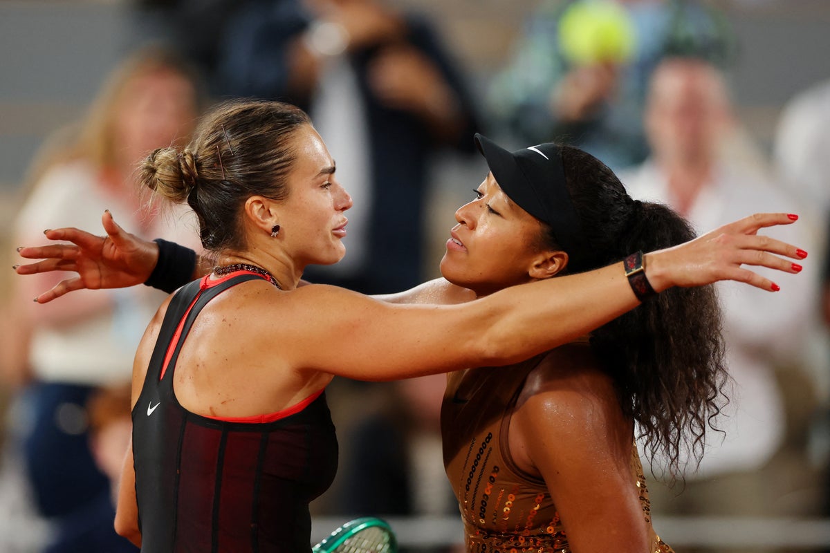 Aryna Sabalenka shines under French Open spotlight to beat Naomi Osaka