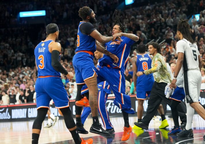 Victor Wembanyama misses crucial shot as Knicks hold off Spurs fightback to take 2-0 NBA Finals lead