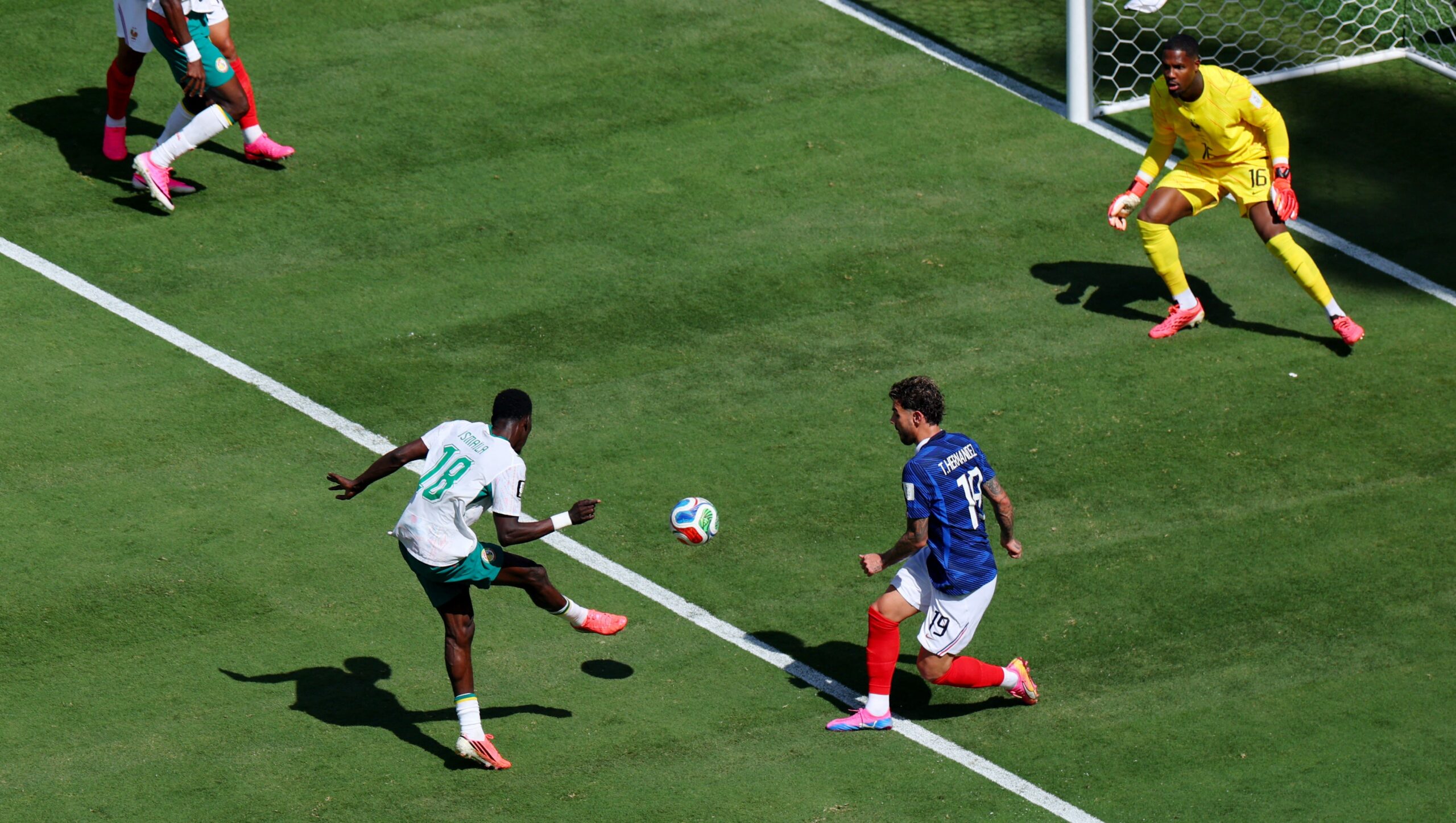 France vs Senegal LIVE: Ismaila Sarr misses sitter as Senegal dominate first half of World Cup 2026 opener