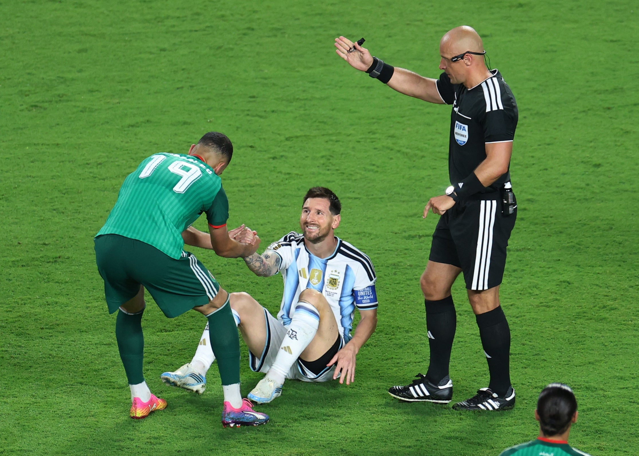 Algeria lodge complaint over refereeing in World Cup loss to Argentina after Lionel Messi escaped red card