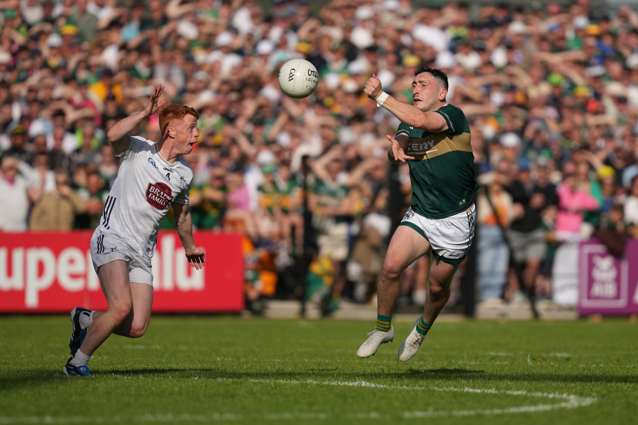 Clinical Kerry Cruise Past Kildare