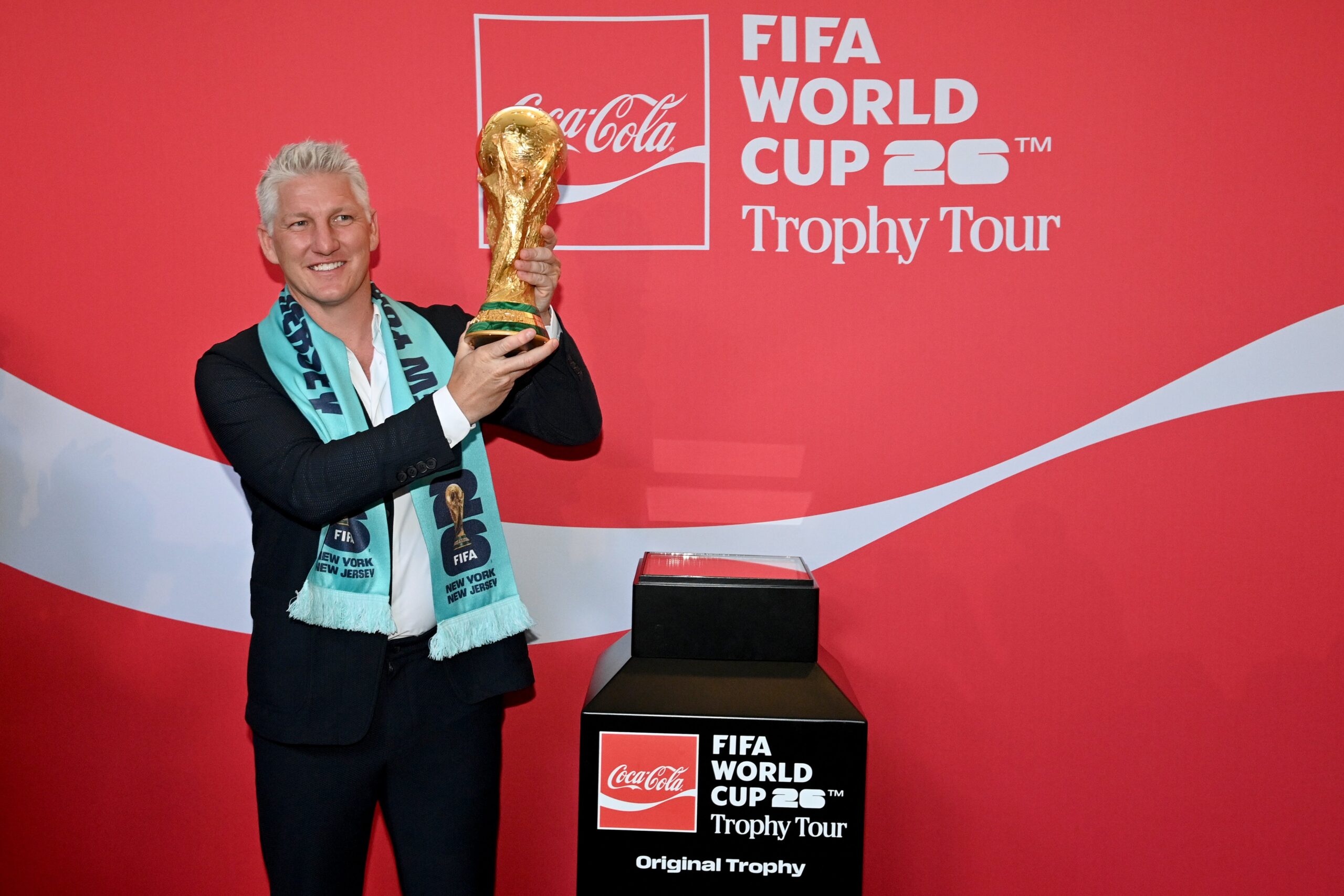 Resale site denies secret World Cup ticket deal with Fifa amid pricing row