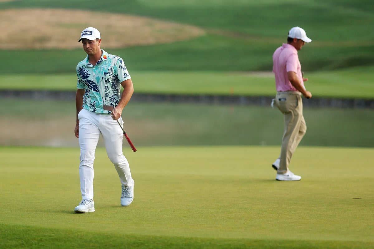 Viktor Hovland and Scottie Scheffler made to wait for playoff after thrilling duel at Travelers Championship