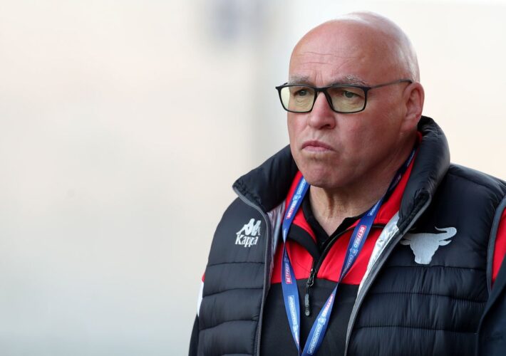Tributes pour in for rugby league legend John Kear after sudden passing
