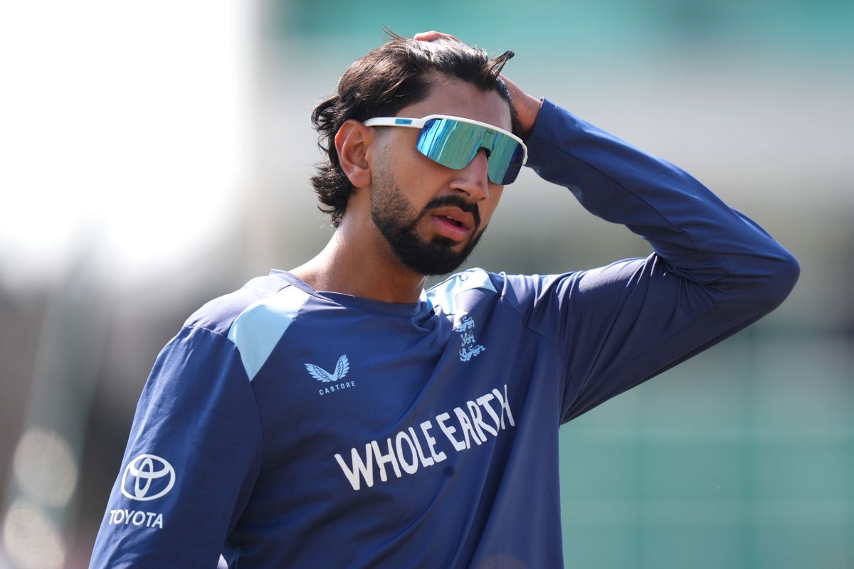 Shoaib Bashir backs England not to crack after wickets tumble in deciding Test