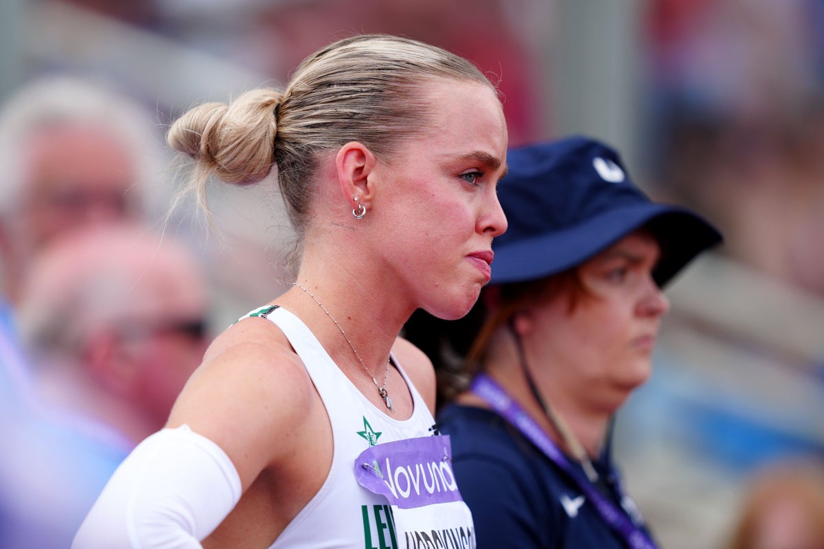 Keely Hodgkinson in tears after pulling out of 400m final at UK championships