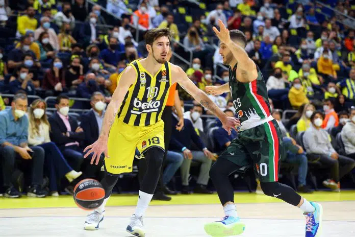 Nando De Colo Fenerbahce UNICS Kazan EuroLeague Nando De Colo Fenerbahce UNICS Kazan EuroLeague