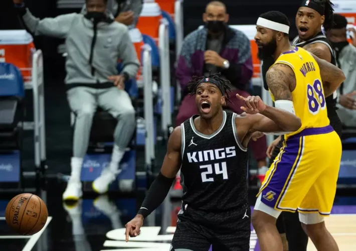 Buddy Hield, Hawks delay contract guarantee decision
