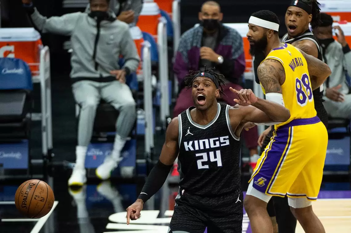 Buddy Hield, Hawks delay contract guarantee decision