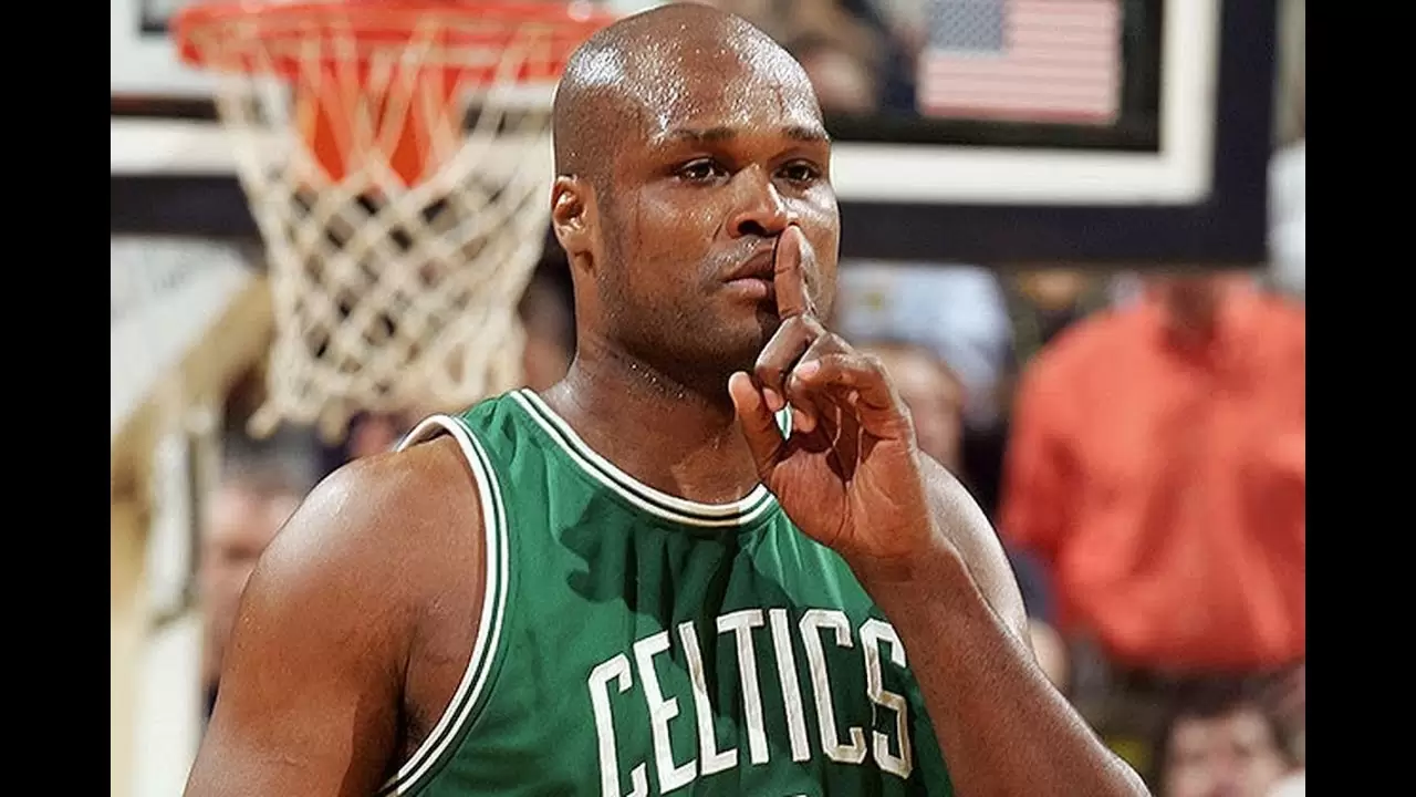 Antoine Walker Opens Up to Scoop B on The Pull Up – Celtics, Heat Culture & Life Lessons