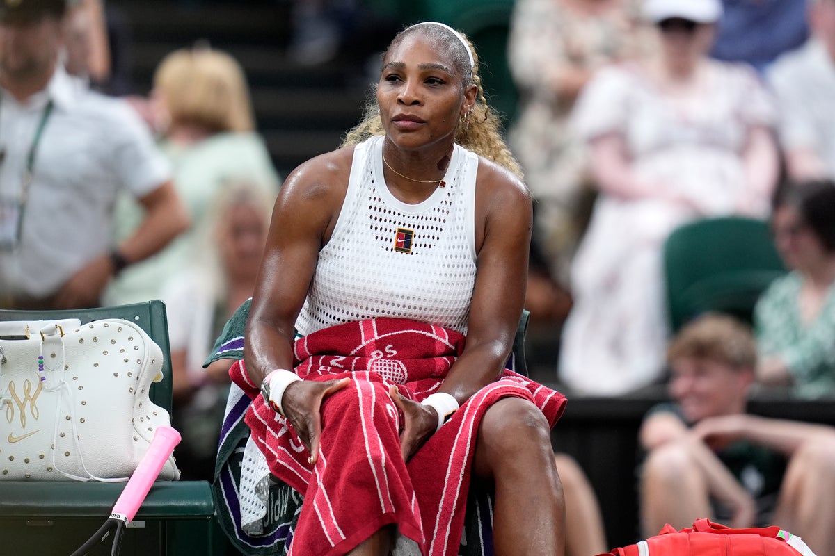 Serena Williams pulls out of Wimbledon doubles due to knee injury