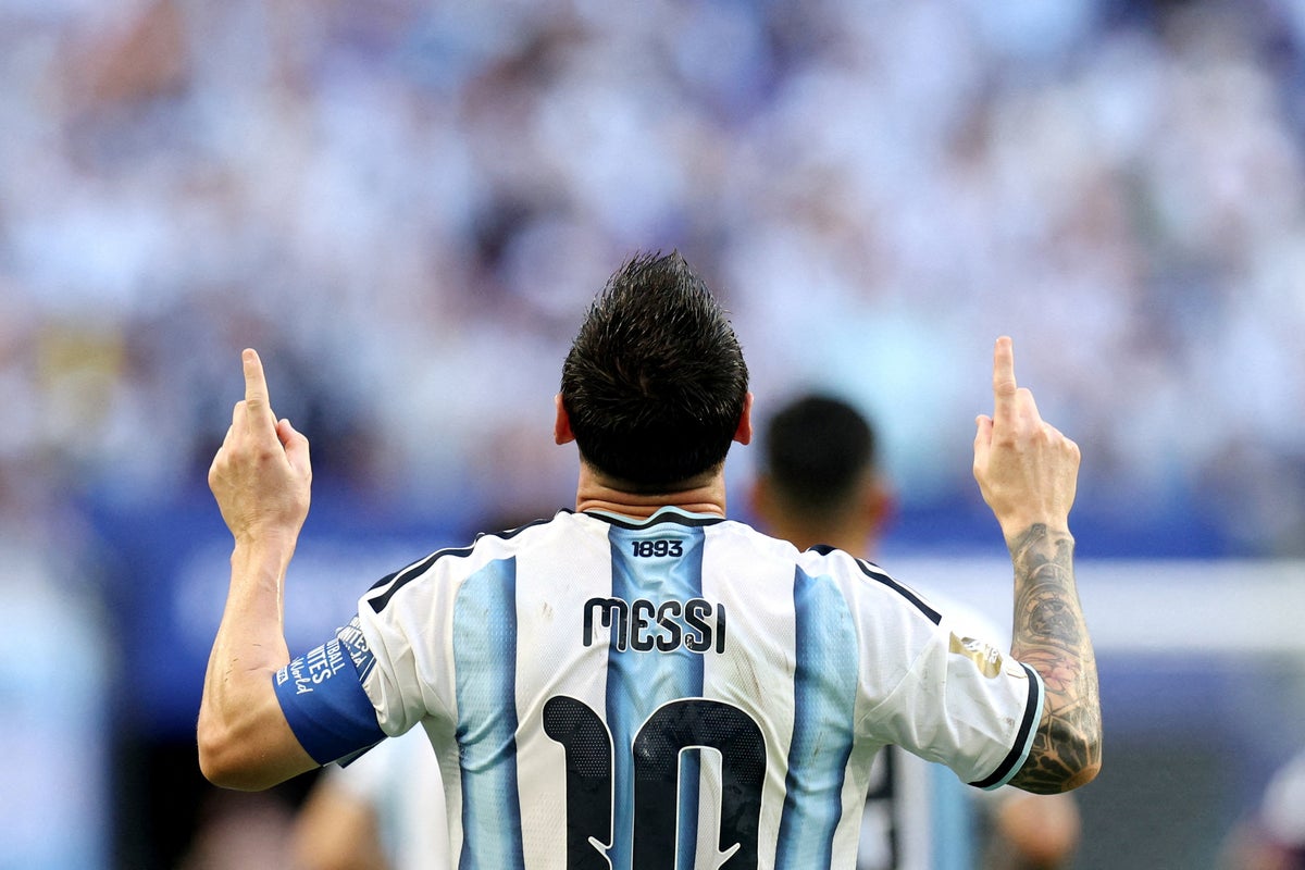 Lionel Messi lauded by Ian Wright and Gary Neville for ‘total control’ after sublime Argentina goal