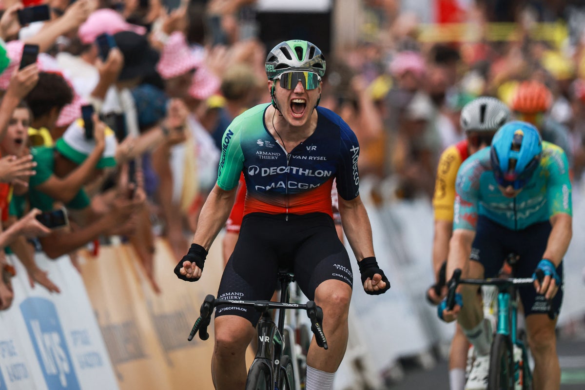 Tim Merlier sprints to stage-seven Tour de France victory – but can’t take yellow jersey off Tadej Pogacar