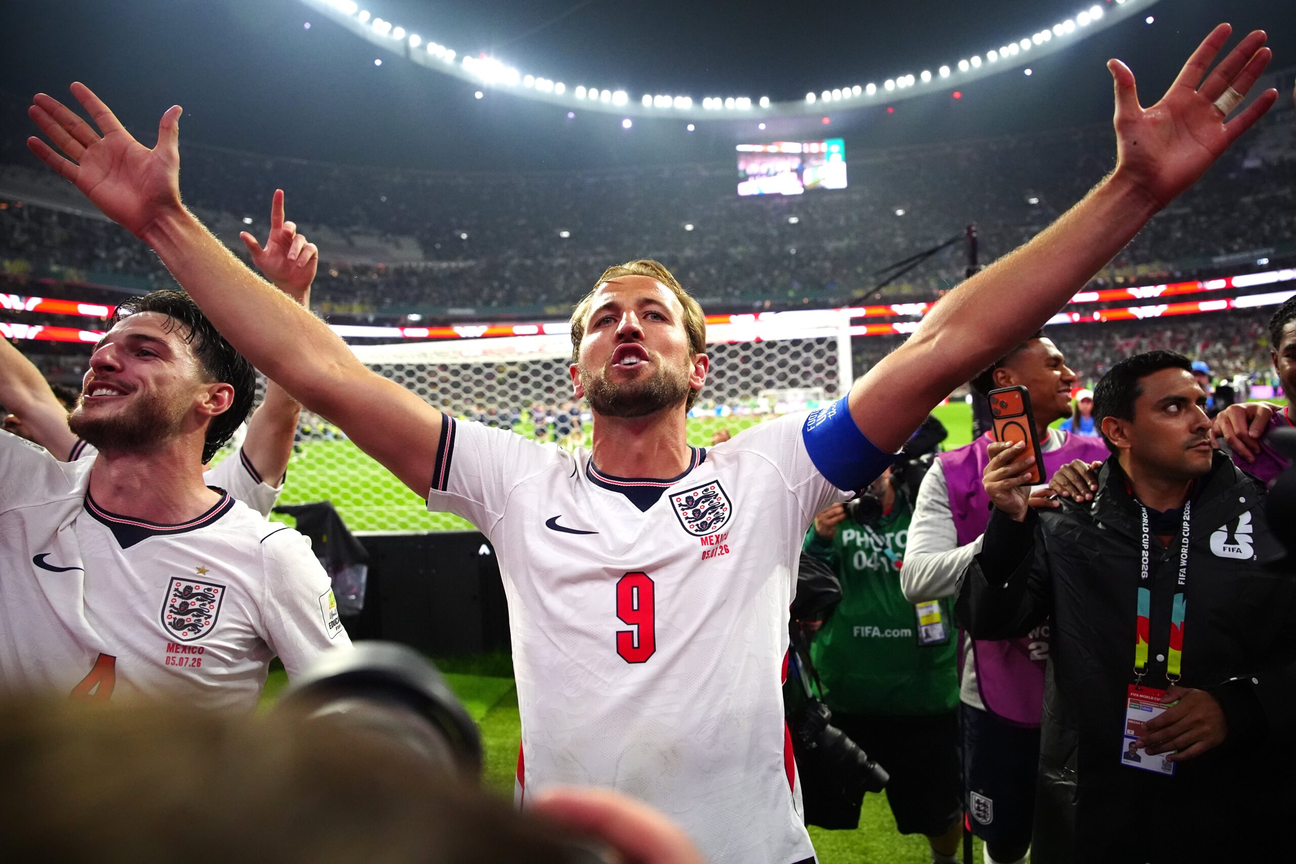 Mexico v England LIVE: Furious Tuchel rants at referee despite heroic Three Lions reaching World Cup quarter-finals