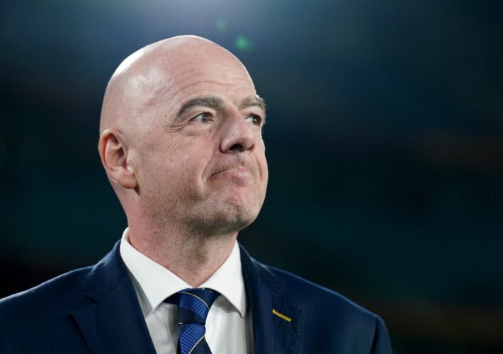 Gianni Infantino summons senior Fifa officials to crisis meeting as allies dwindle