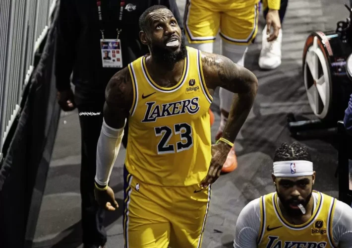 LeBron James reunites with Austin Reaves for golf outing